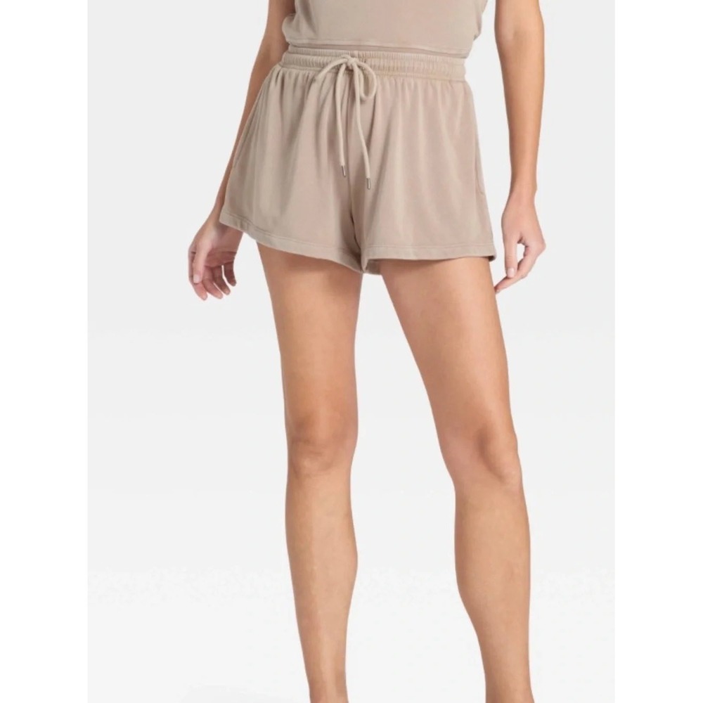 Universal Thread Loungewear Shorts Relaxed Fit Cozy Y2K XS Tan New With Tags